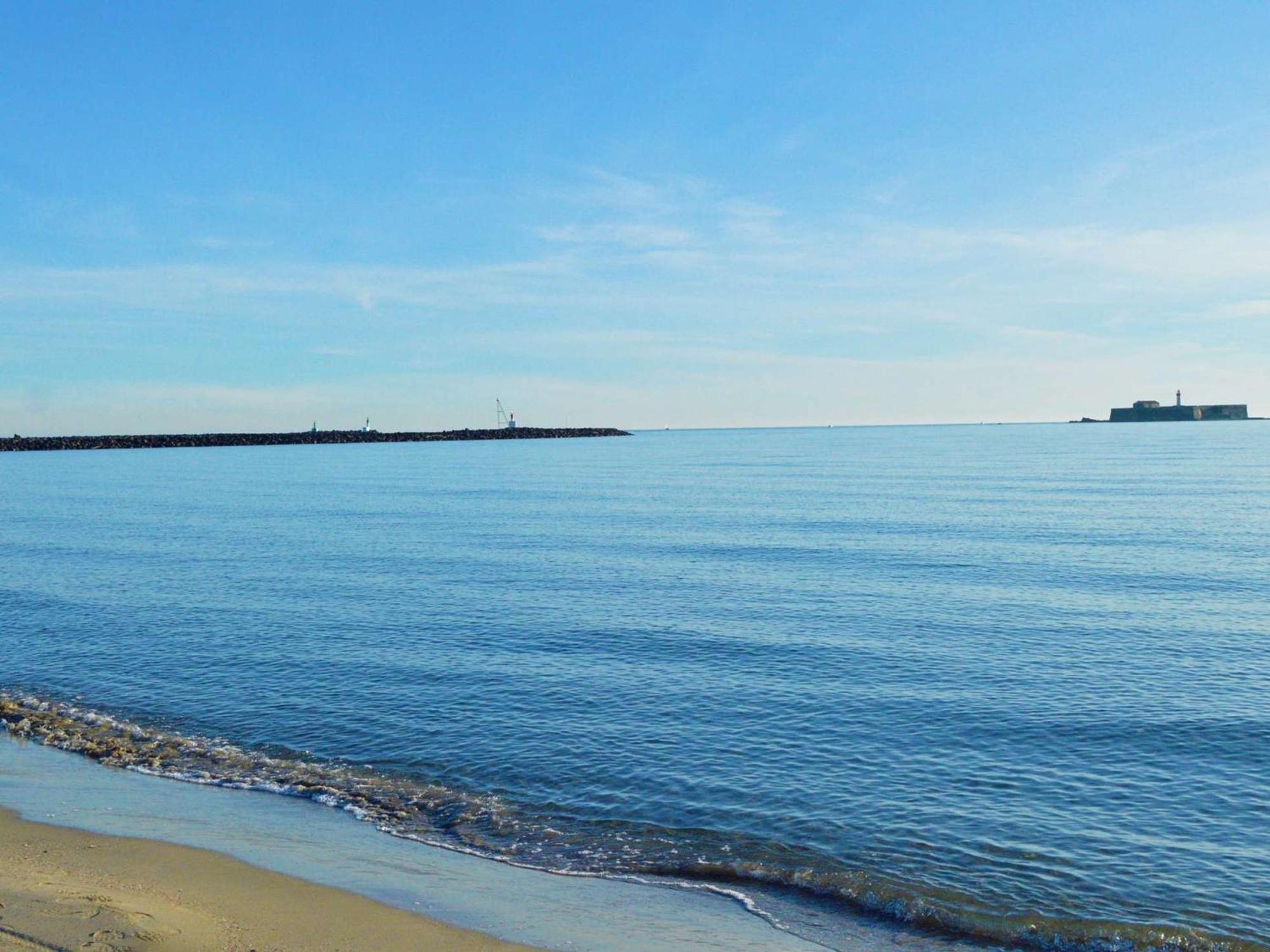 Appartement T2 Avec Parking Et Acces Direct A La Plage - Fr-1-249-129 Agde Exteriér fotografie